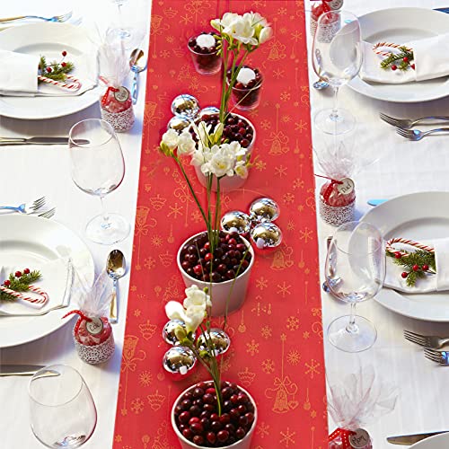 QSUM Christmas Table Runner, Red Christmas Cotton Linen Table runner with 4 PCS Placemats for Christmas Day Party New Year Decorations